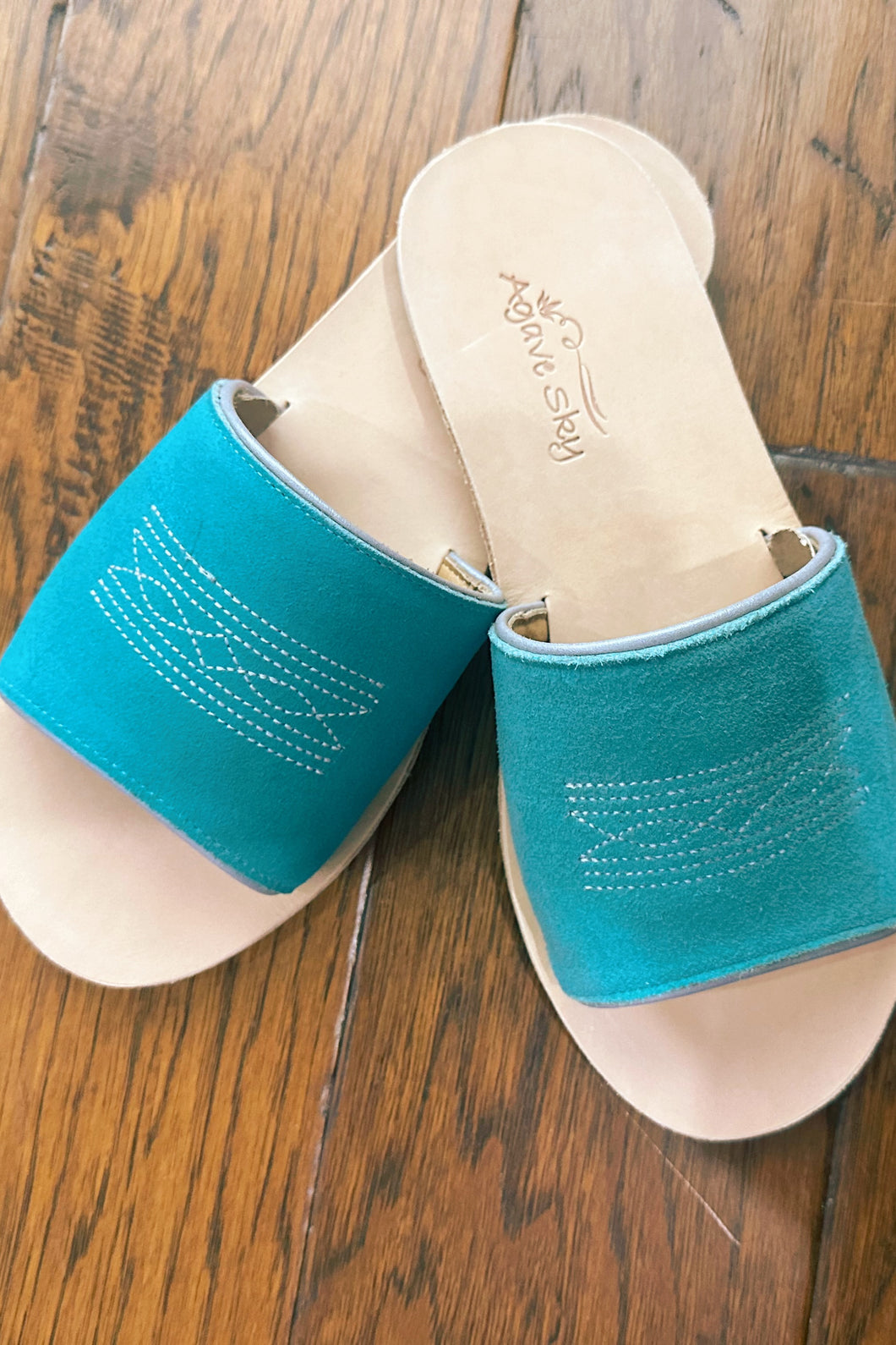 Nadia Slides *turquoise*