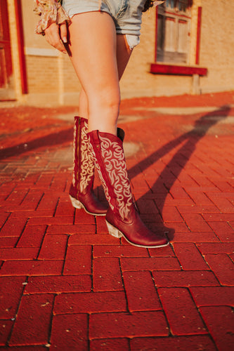 Allie Boot *plum*