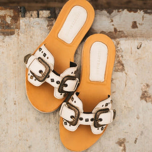Alina Sandal *bone*