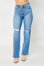 Load image into Gallery viewer, Megan Distressed Jeans