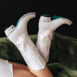 Lexi Rogue Boots *Pearl Python*